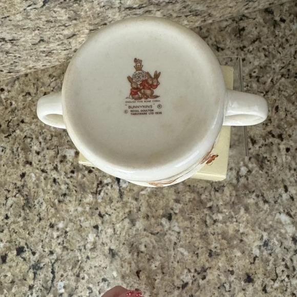 Royal Doulton China Child’s Bunnykins 2 Handled Cup - Picture 2 of 5